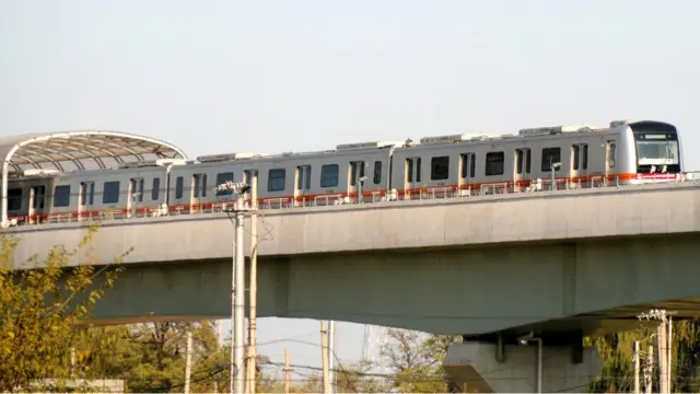 బీజింగ్ సబ్‌వే‌కు చెందిన డ్రైవర్ రహిత మెట్రో రైలు