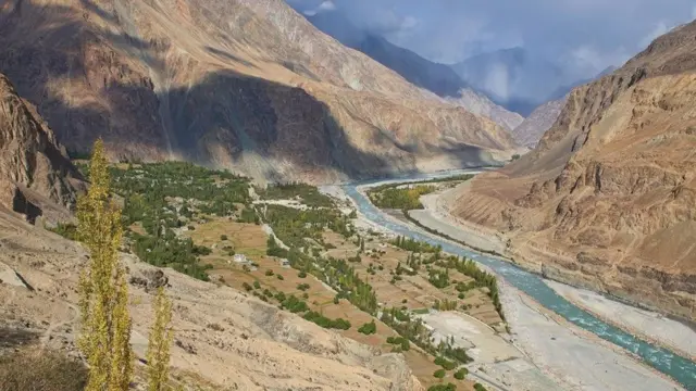 நாட்டை இழந்த ஒரு கிராமம்