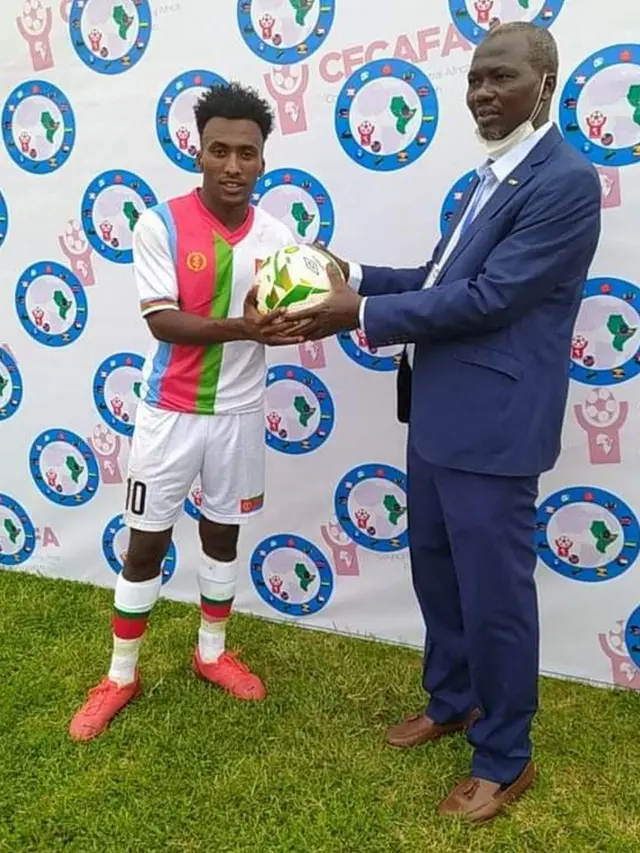 ኣብ መኽፈቲ ግጥም ኣብ ልዕሊ ኢትዮጵያ ሰለስተ ሸቶታት ዘመዝገበ ኣጥቃዓይ ሃገራዊት ጋንታ ኤርትራ ዓሊ ሱሌማን