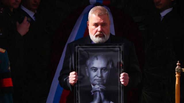 Дмитрий Муратов на похоронах Михаила Горбачева