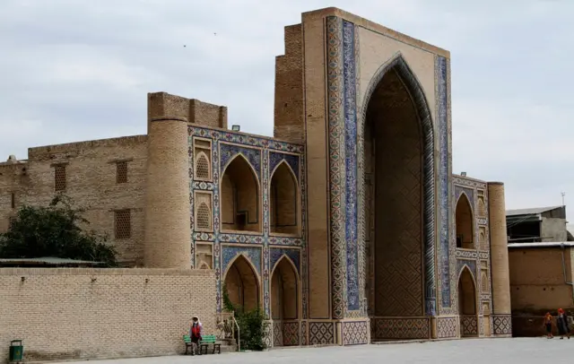 مدرسه الغ بیک