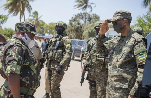 Perezida Kagame atera isaluti aramutsa Perezida Nyusi wa Mozambique