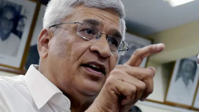 प्रकाश करात