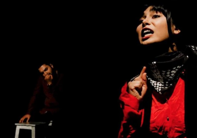 نمایش اولنانا