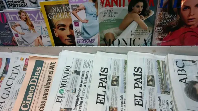 مجلات بلغات أجنبية