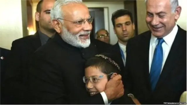 नरेंद्र मोदी आणि मोशे