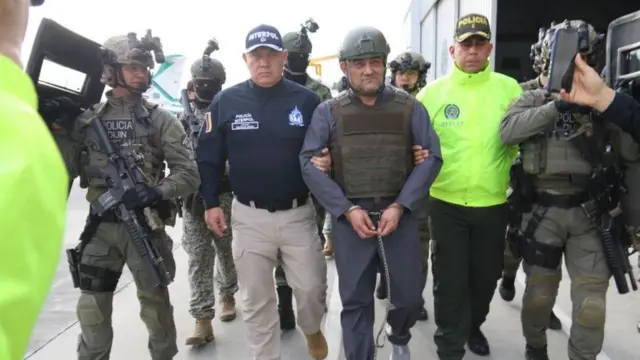 Alias Otoniel fue entregado en Bogotá a agentes de Estados Unidos