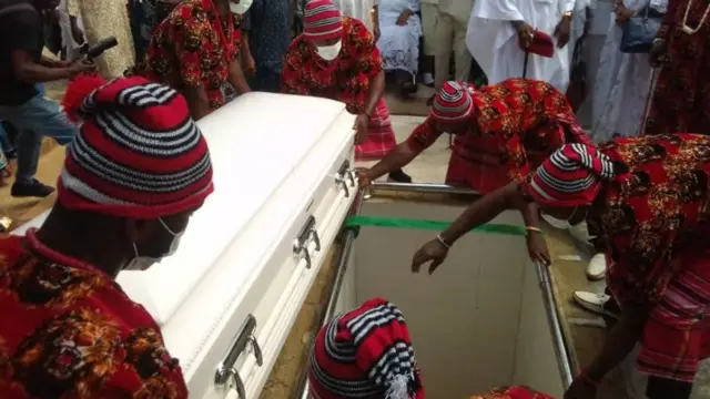 Ebe a na-eliwe ozu Lady Victoria Aguiyi Ironsi 05-11-2021