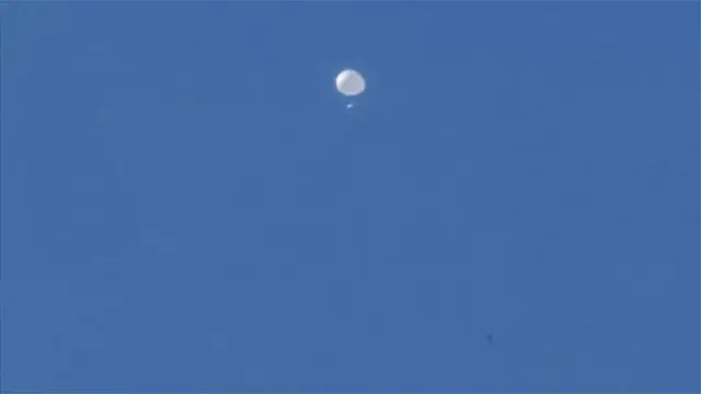 المنطاد الصيني في سماء ولاية كارولاينا الشمالية