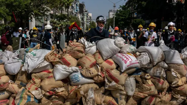 NUG အစိုးရသစ်နဲ့ ကျန်ရှိနေတဲ့ မေးခွန်းများ