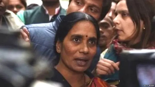 निर्भयाची आई