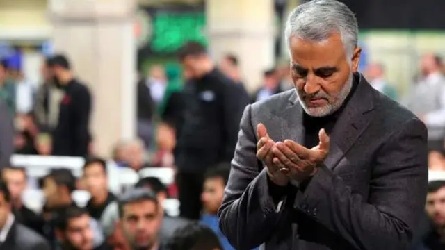 মৃত্যুর খবর নিশ্চিত হওয়ার পর থেকে সোশ্যাল মিডিয়ায় ট্রেন্ডিং হয়েছে পার্সিয়ান ভাষায় লেখা 'হ্যাশট্যাগ হার্শ ভেঞ্জেন্স' বা নির্মম প্রতিশোধ।