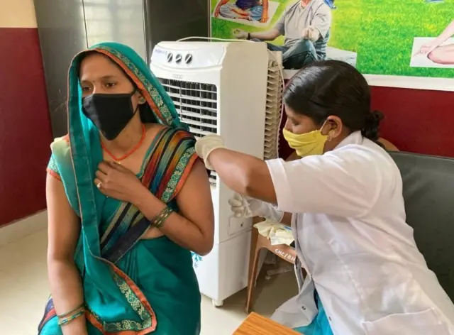 వ్యాక్సినేషన్