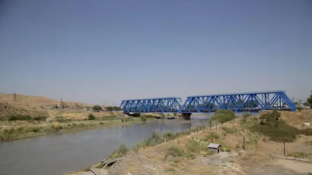 Ўзбекистондаги Зарафшон дарёси