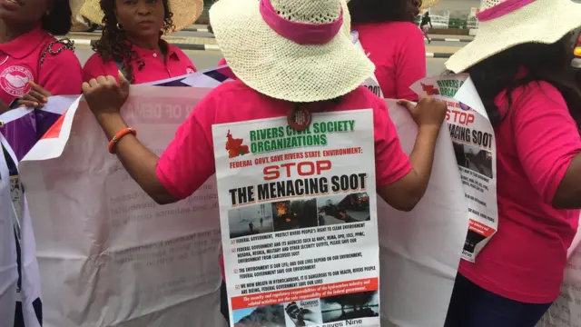 Àwọn obìnrin tó ń fẹ̀hónú hàn