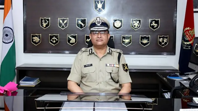 राकेश अस्थाना बीएसएफ महानिदेशक भी रह चुके हैं