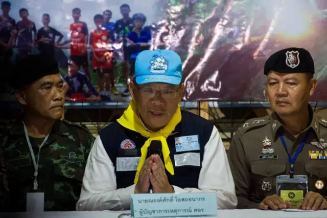 Tỉnh trưởng Chiang Rai Narongsak Osottanakorn tuyên bố "nhiệm vụ bất khả thi đã diễn ra thành công" hôm 10/7