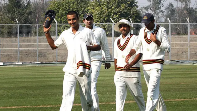 हर्षल पटेल, गुजरात, हरयाणा, दिल्ली कॅपिटल्स, रॉयल चॅलेंजर्स बेंगळुरू