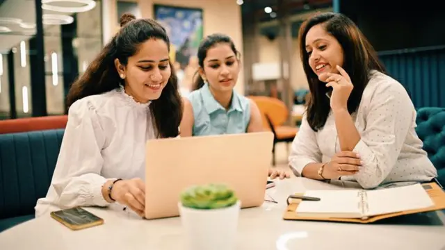 12 மணி நேரம் வேலை, வேலைப்பளு, விடுமுறை, பணிச்சுமை