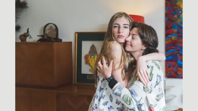 Georgie, 15 ans, déclare : "Je suis une fille normale, joyeuse et sûre d'elle. J'ai toujours su qui j'étais et je suis heureuse d'être moi"