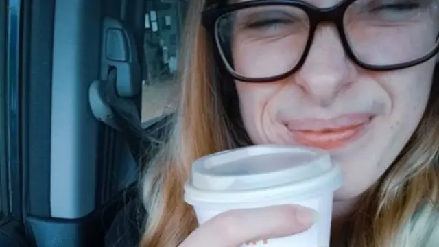 维多利亚·豪：“没什么能比的上一位熟练的咖啡师，为你煮上一杯咖啡！”