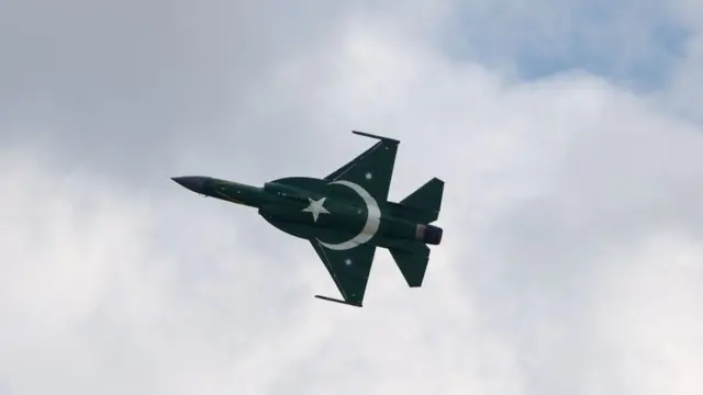 Пакистанский истребитель JF-17