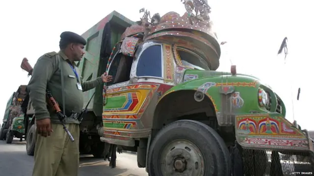 indian customs, pakistan