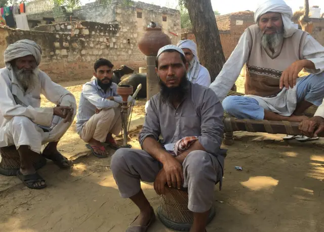 రక్బర్ కుటుంబం