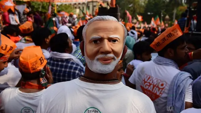 नरेंद्र मोदी