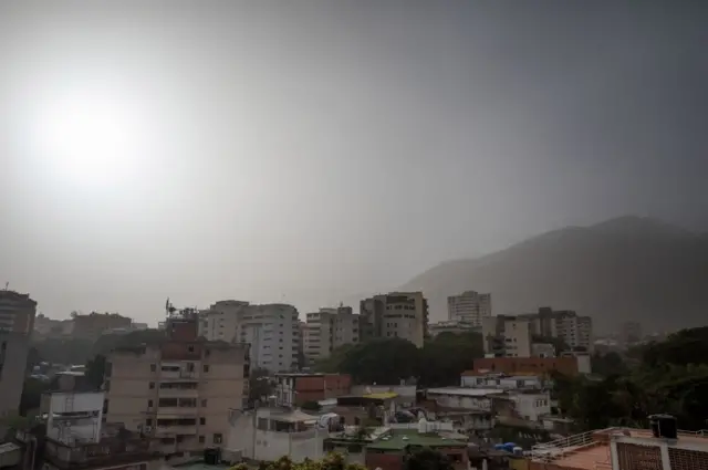 El polvo en Caracas