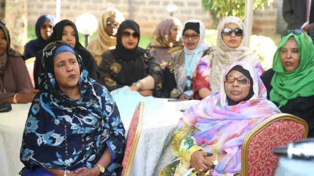 Dumar ayaa ka mid ahaa dadkii uu madaxweynaha kula hadlay safaaradda Soomaliya ee Nairobi.