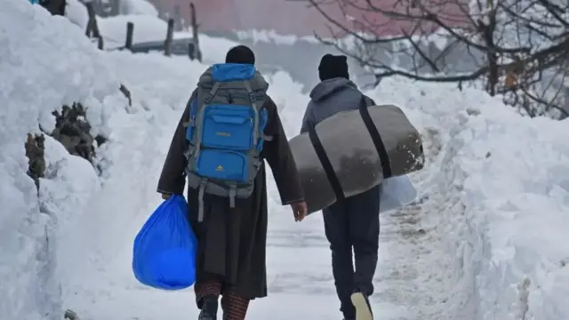 ગેરકાયદેસર વિદેશ જનાર ઘણા લોકો વિષમ પરિસ્થિતિઓમાં સપડાઈ જાય છે