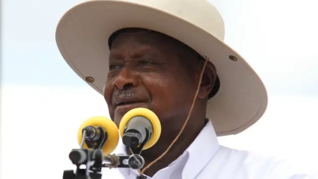 Yoweri Museveni, onyeisiala Uganda Uganda