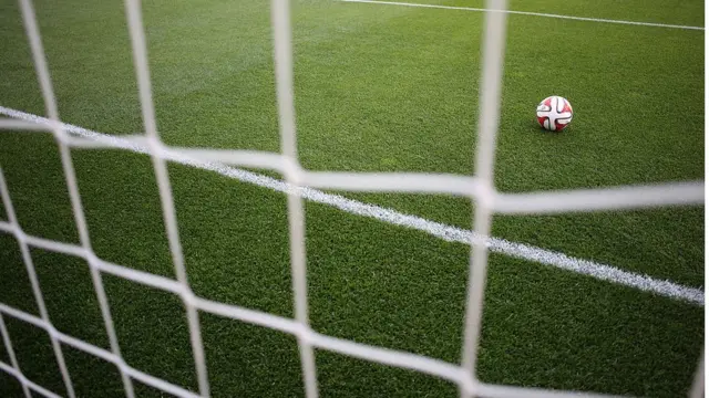 ఫుట్‌బాల్