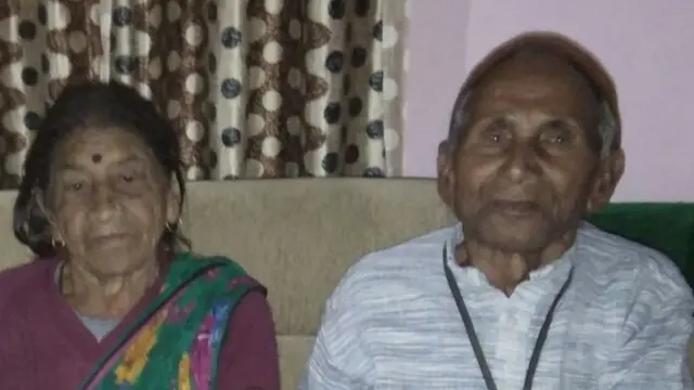 योगी आदित्यनाथ के माता-पिता.