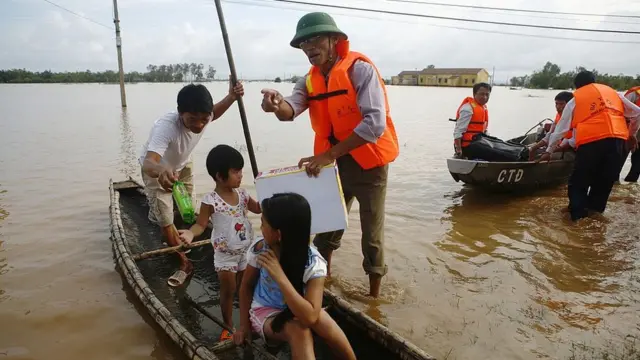 Vietnam, flood