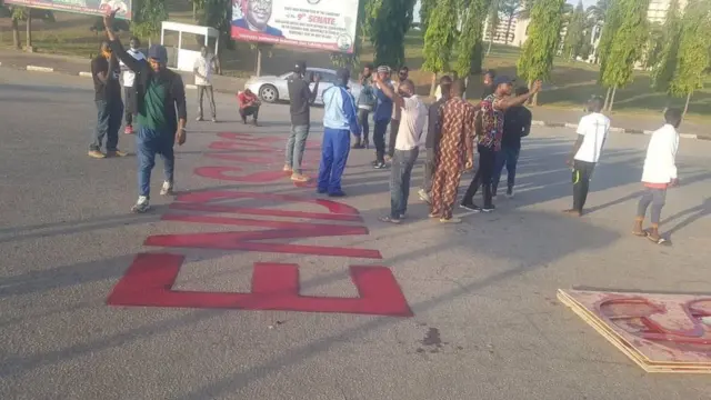 Awọn oluwọde ENDSARS