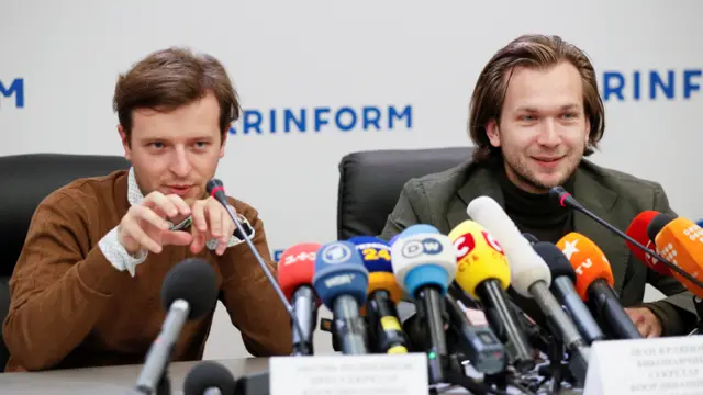 Антон Родненков и Иван Кравцов на пресс-конференции в Киеве