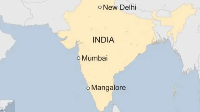 இஸ்லாமிய மாணவர்களை சந்தித்ததற்காக மாணவிகள் மீது தாக்குதல்