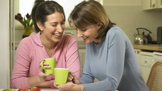 साथ में क़ॉ़फी पीना