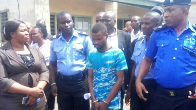 Aworan Adeyemi Alao ni ile ọjọ