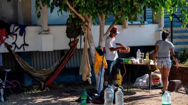 Migrantes irregulares