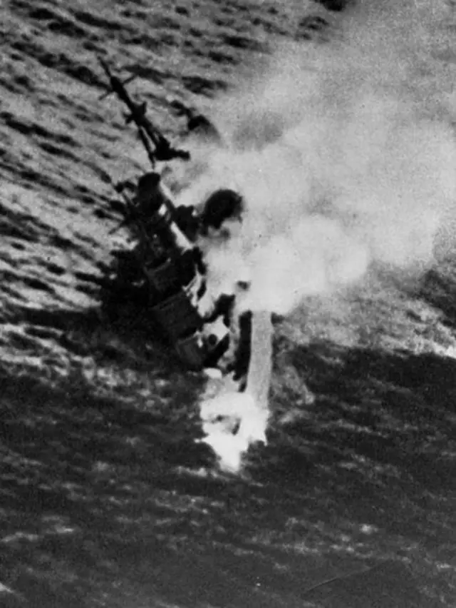 крейсер "Эксетер"