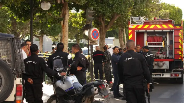 15 فردا من الأمن أصيبوا و5 مدنيين