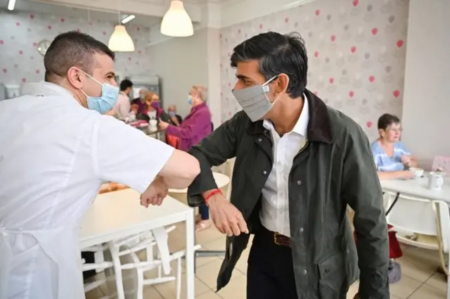 İngiltere Maliye Bakanı Rishi Sunak