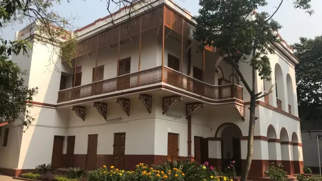 কলকাতায় বিদ্যাসাগর স্ট্রিটের এই বাড়িতেই জীবনের শেষ বছরগুলো কাটিয়েছিলেন ঈশ্বরচন্দ্র বিদ্যাসাগর।