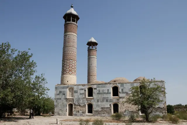 Možda najpoznatiji simbol razaranja Agdama je Saborna džamija