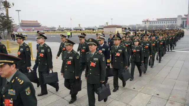 2018年3月11日军界代表抵达大会堂