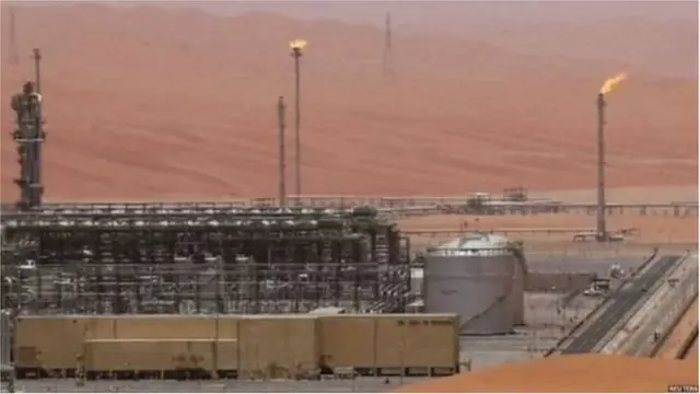 तेल कंपन्यांवर हल्ला