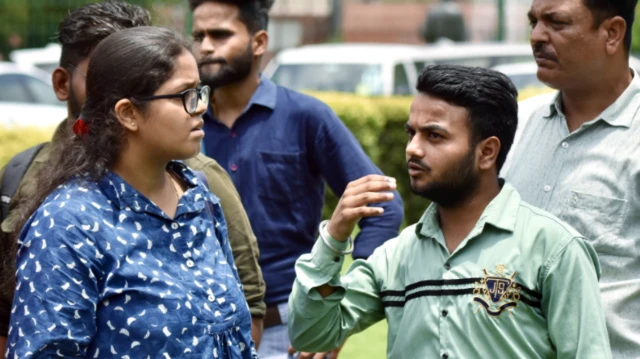 NEET पेपरफुटी प्रकरण : सर्वोच्च न्यायालयानं NTA कडून मागवला अहवाल